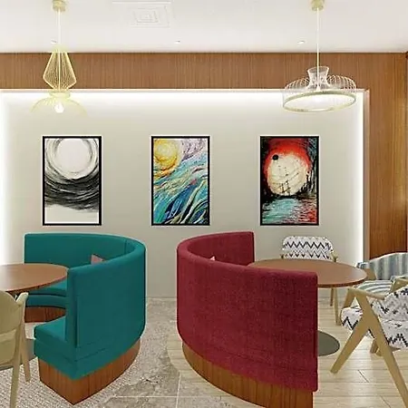 Hampton By Hilton Airport, Arnavutkoy Szálloda 4*